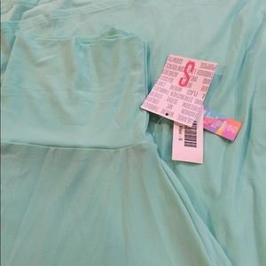 ❌SOLD❌NWT Lularoe mint Maxi Skirt Small